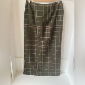 Casual Corner Plaid Pencil Skirt